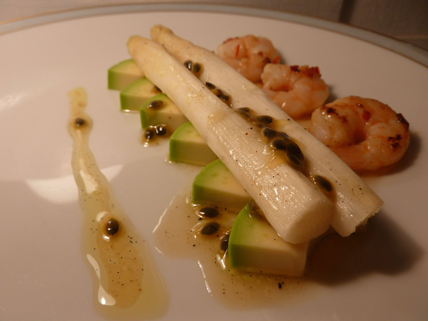 p1060306mc3a4rz.jpg Spargel, Maracuja, Avocado und Chili